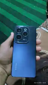 Infinix Hot 40-2