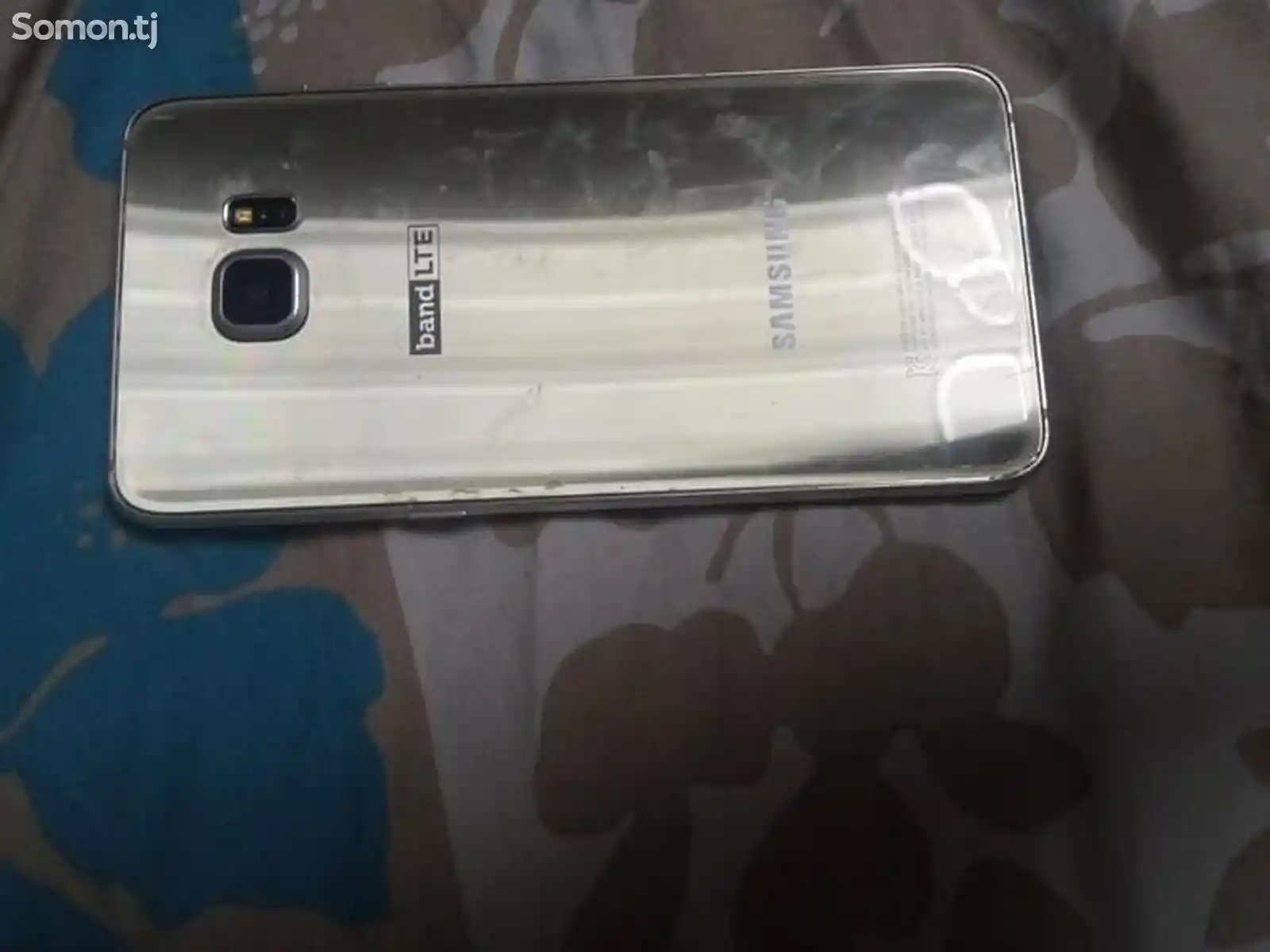 Samsung Galaxy S6 Edge+-2
