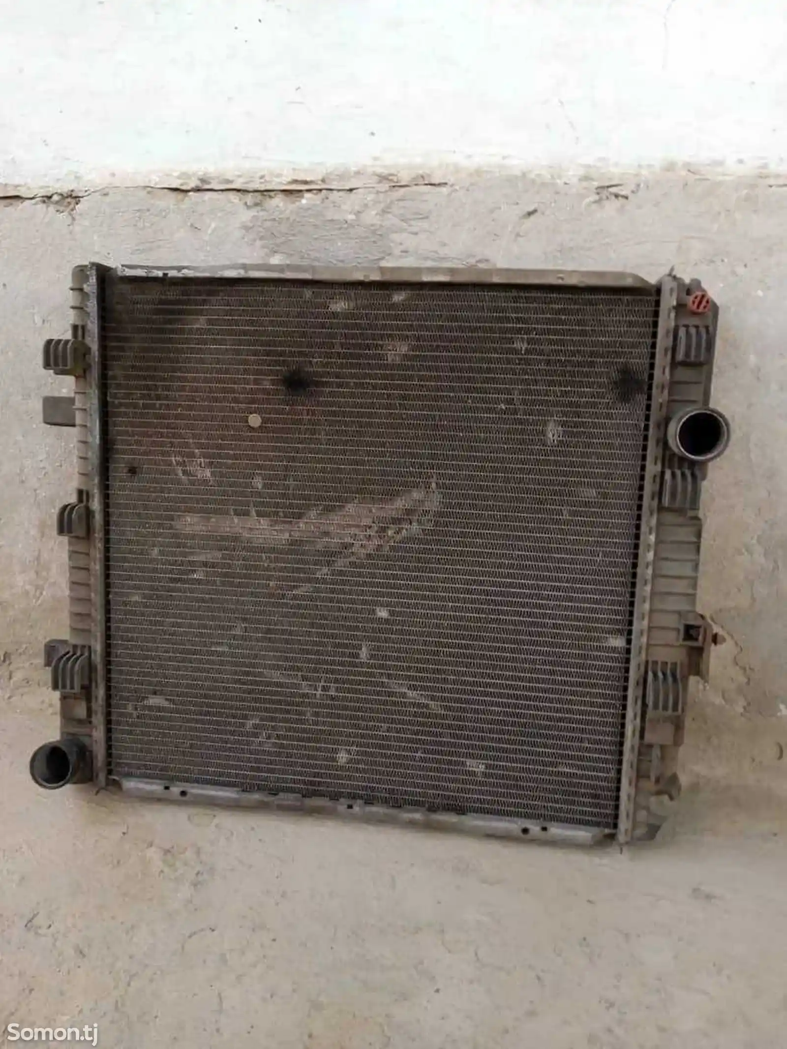 Радиатор от Mercedes-Benz Atego