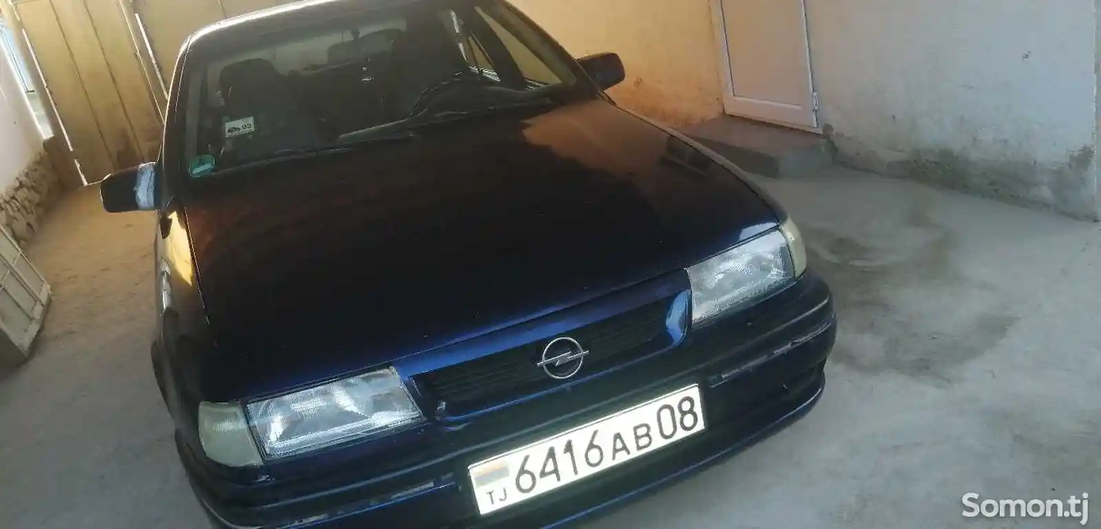 Opel Vectra A, 1995-8