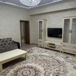 2-комн. квартира, 8 этаж, 90м², 82мкр