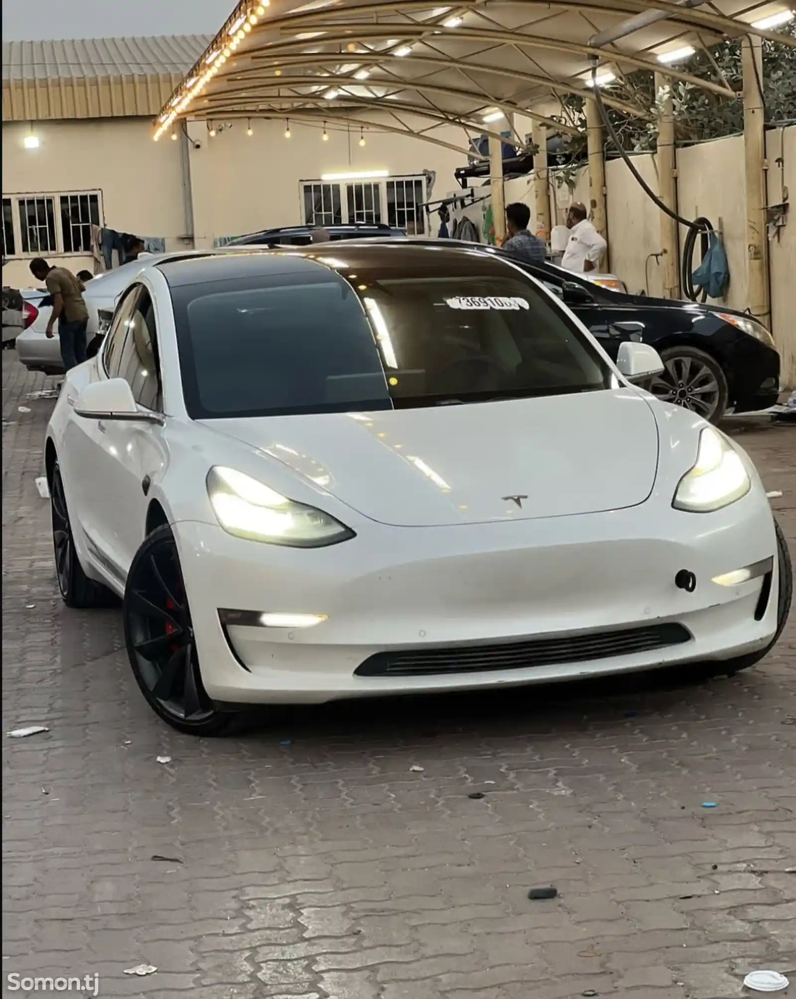 Tesla Model 3, 2019-8