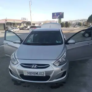 Hyundai Accent, 2016