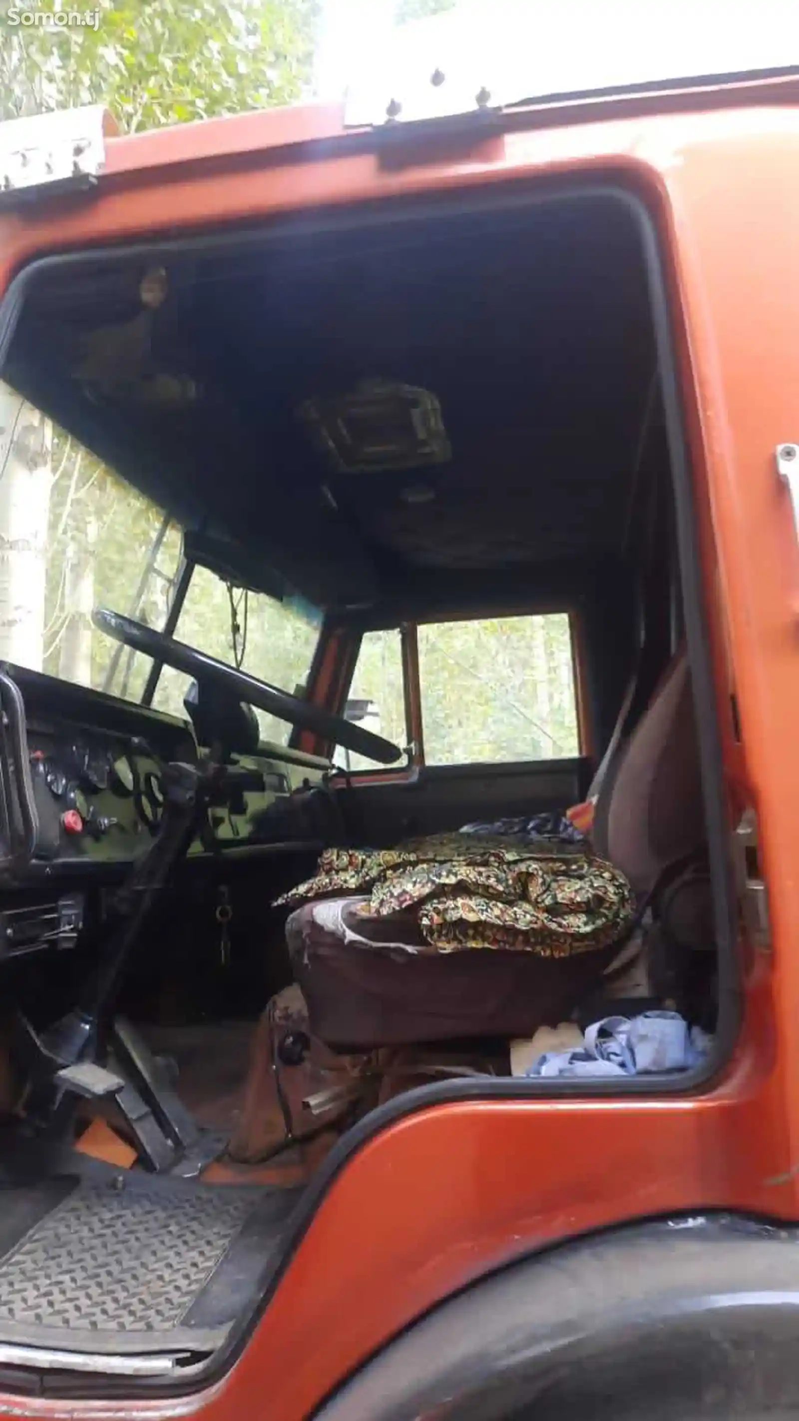 Бортовой грузовик Камаз, 1996-3