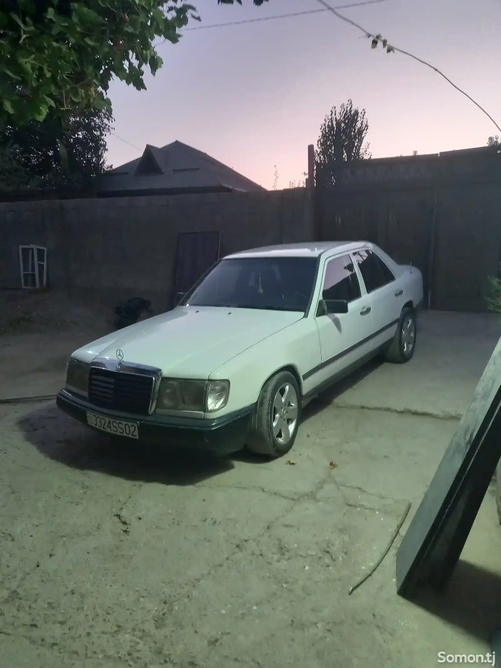 Mercedes-Benz W124, 1987-1