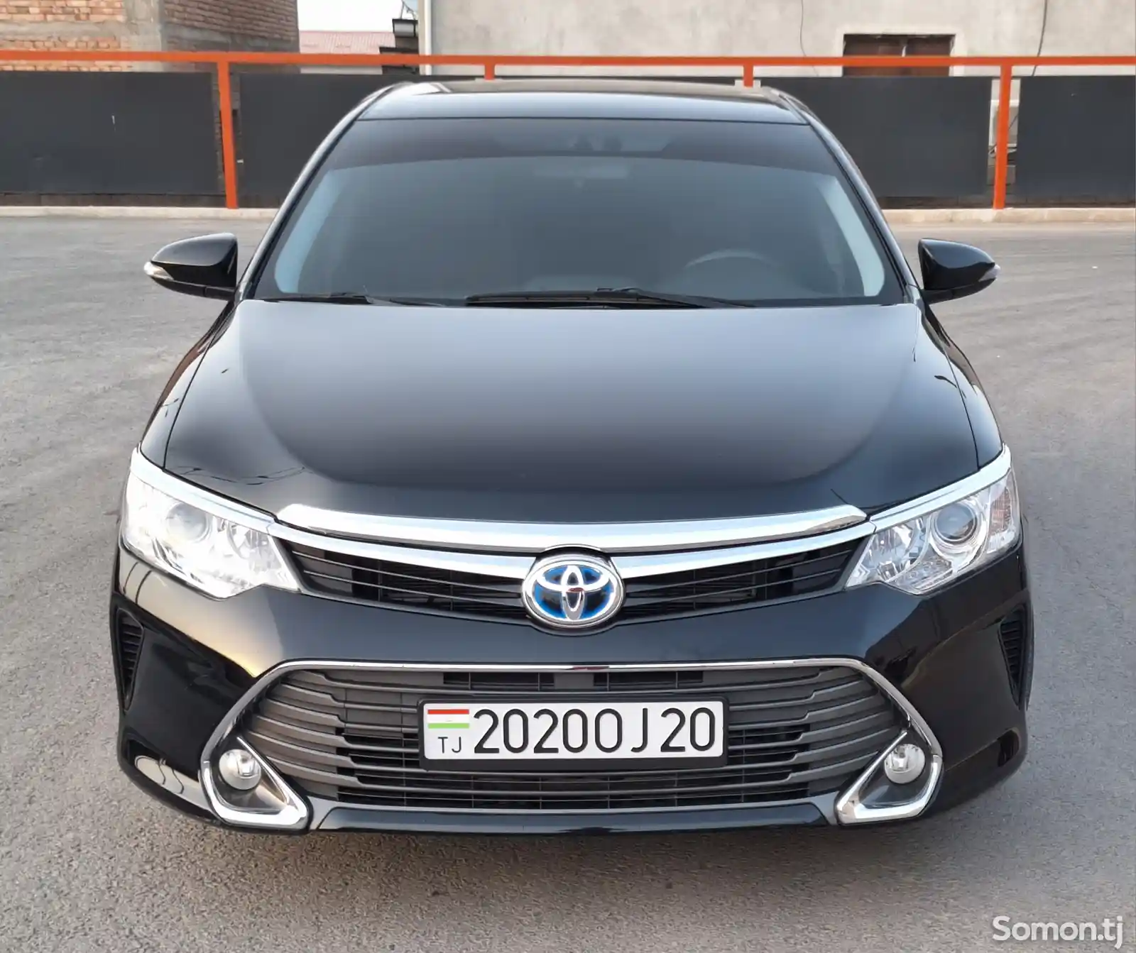 Toyota Camry, 2016-1