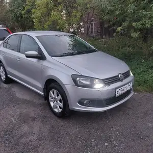 Volkswagen Polo, 2013