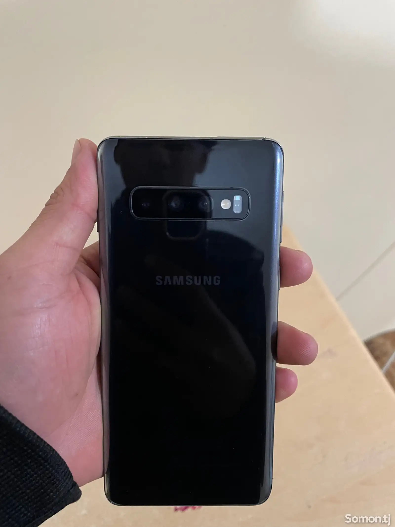 Samsung Galaxy S10-2