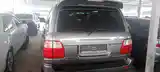 Lexus LX series, 2004-2