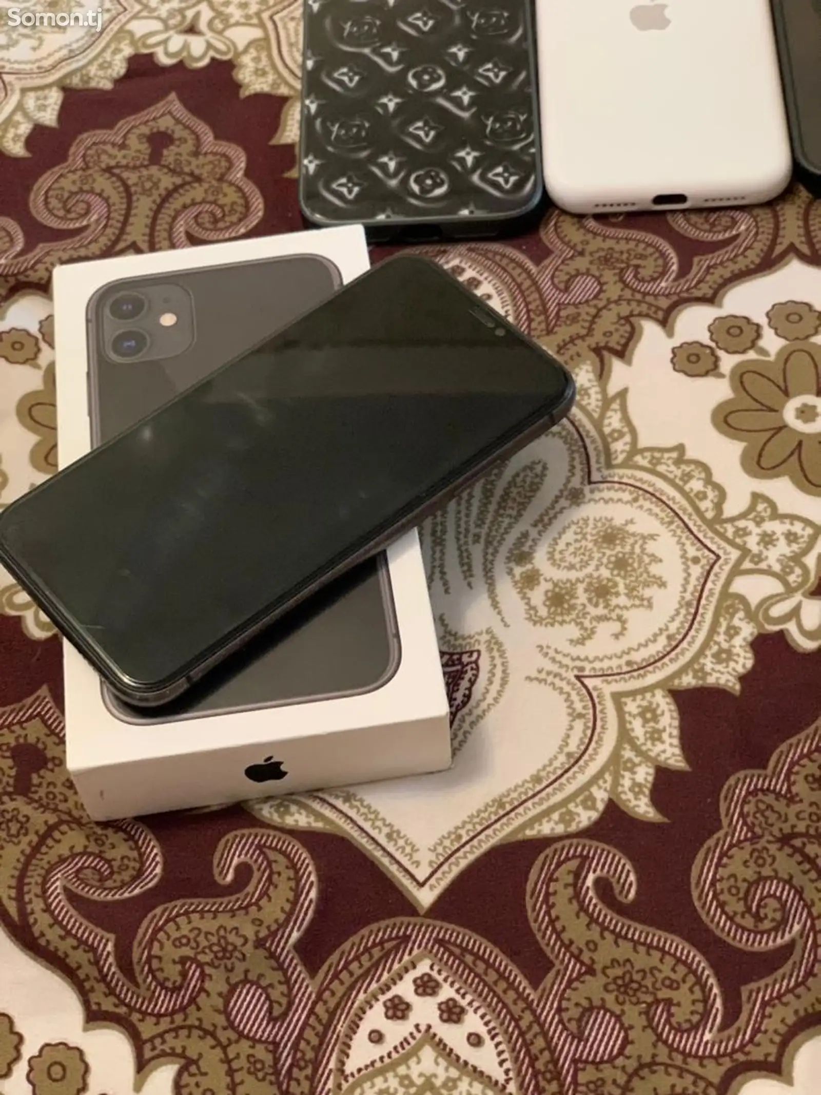 Apple iPhone 11, 64 gb, Black-1