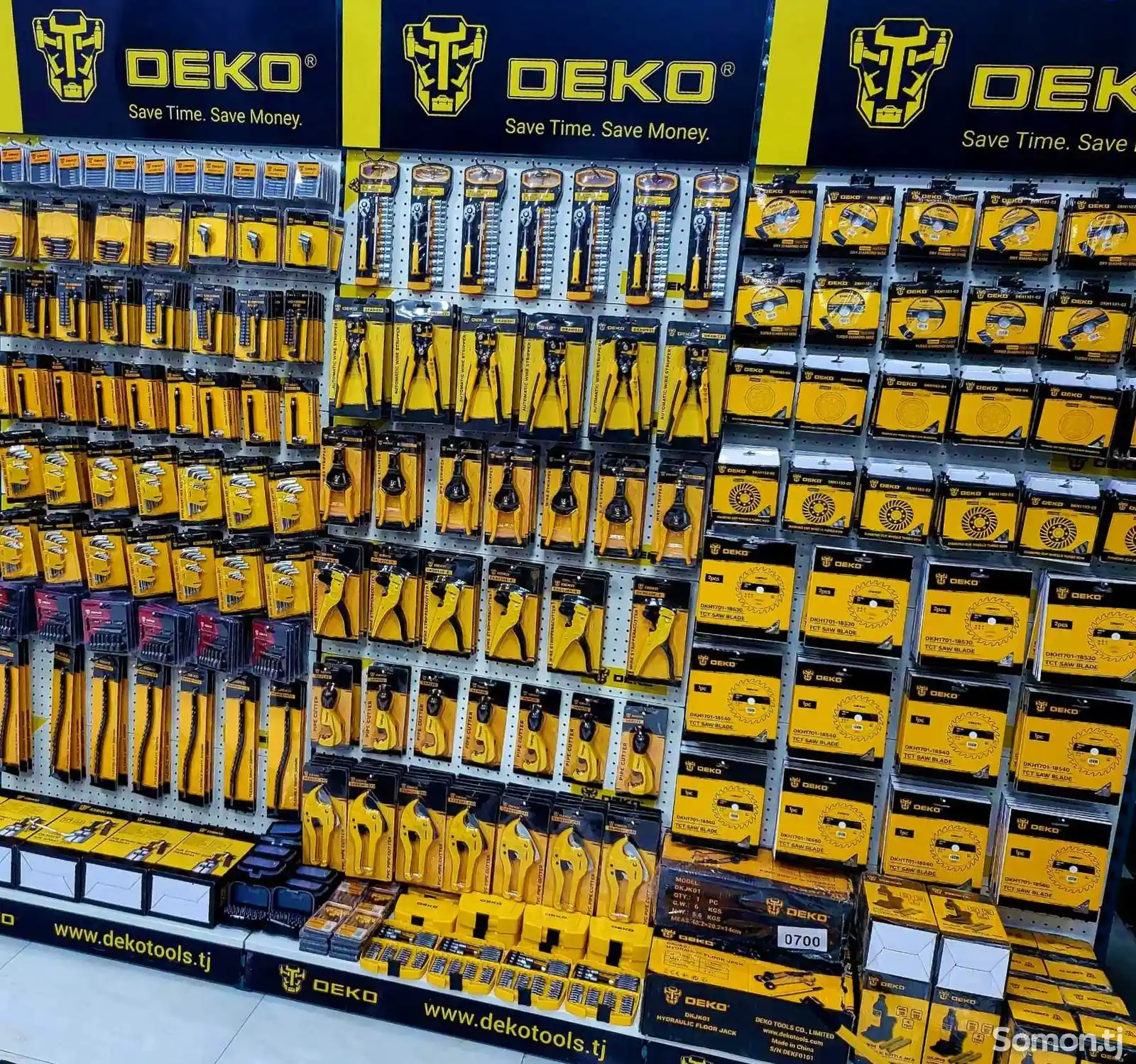 Дрель-шуруповерт аккумуляторный 16V Deko DKCD16FU-Li-S4 + набор 63 инструментов-14