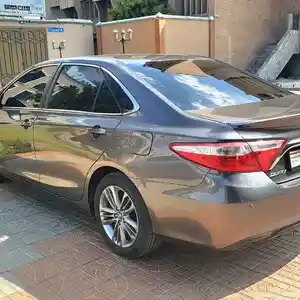 Toyota Camry, 2017