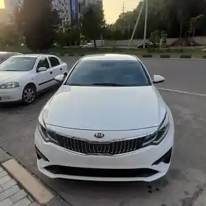 Kia Optima, 2020