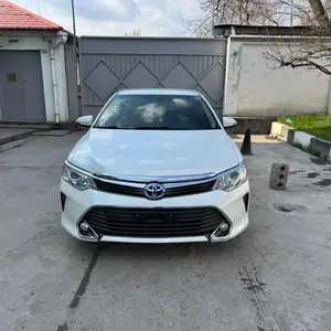 Toyota Camry, 2015