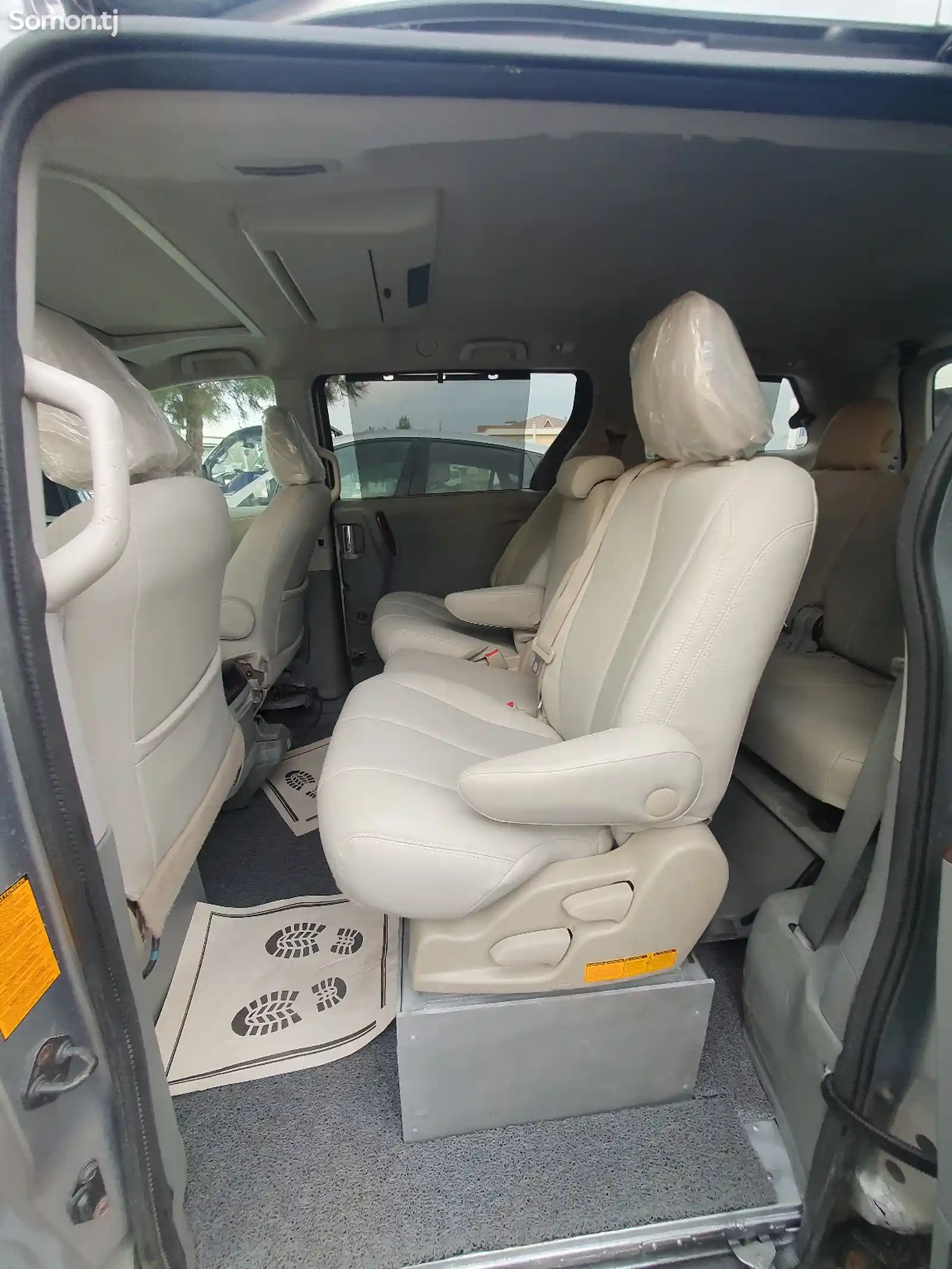 Toyota Sienna, 2014-8