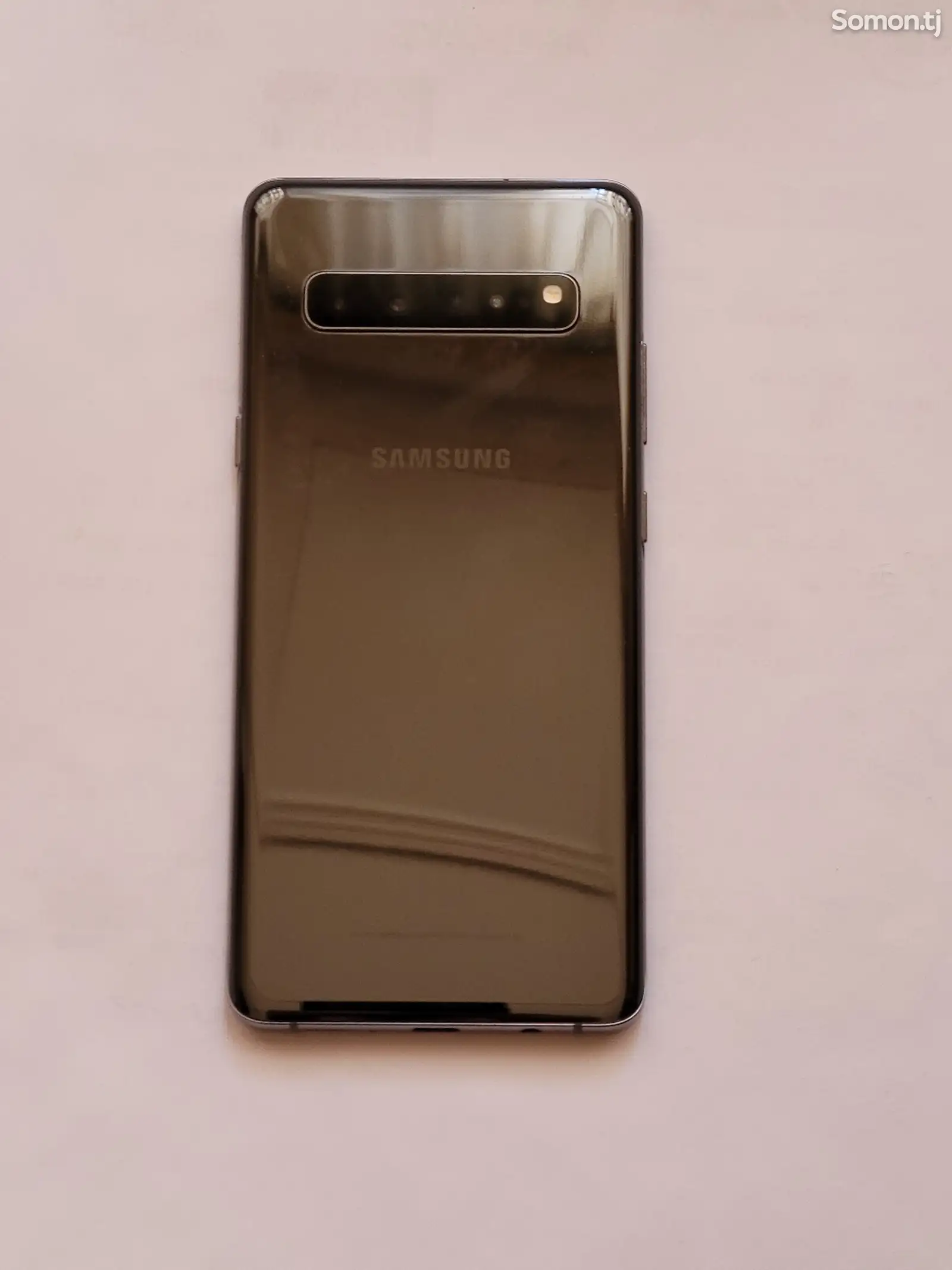 Samsung Galaxy S10+-1