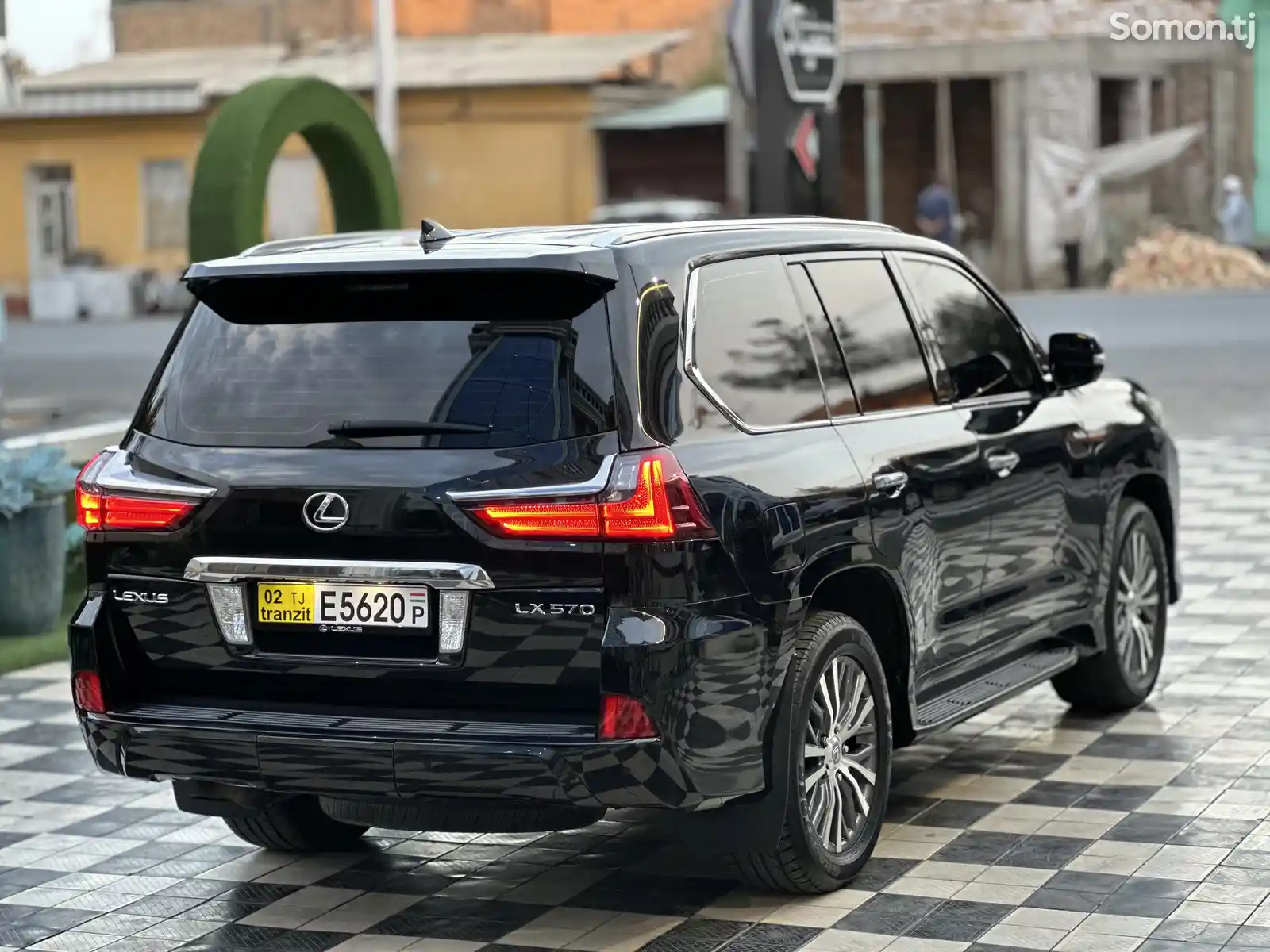 Lexus LX series, 2017-6