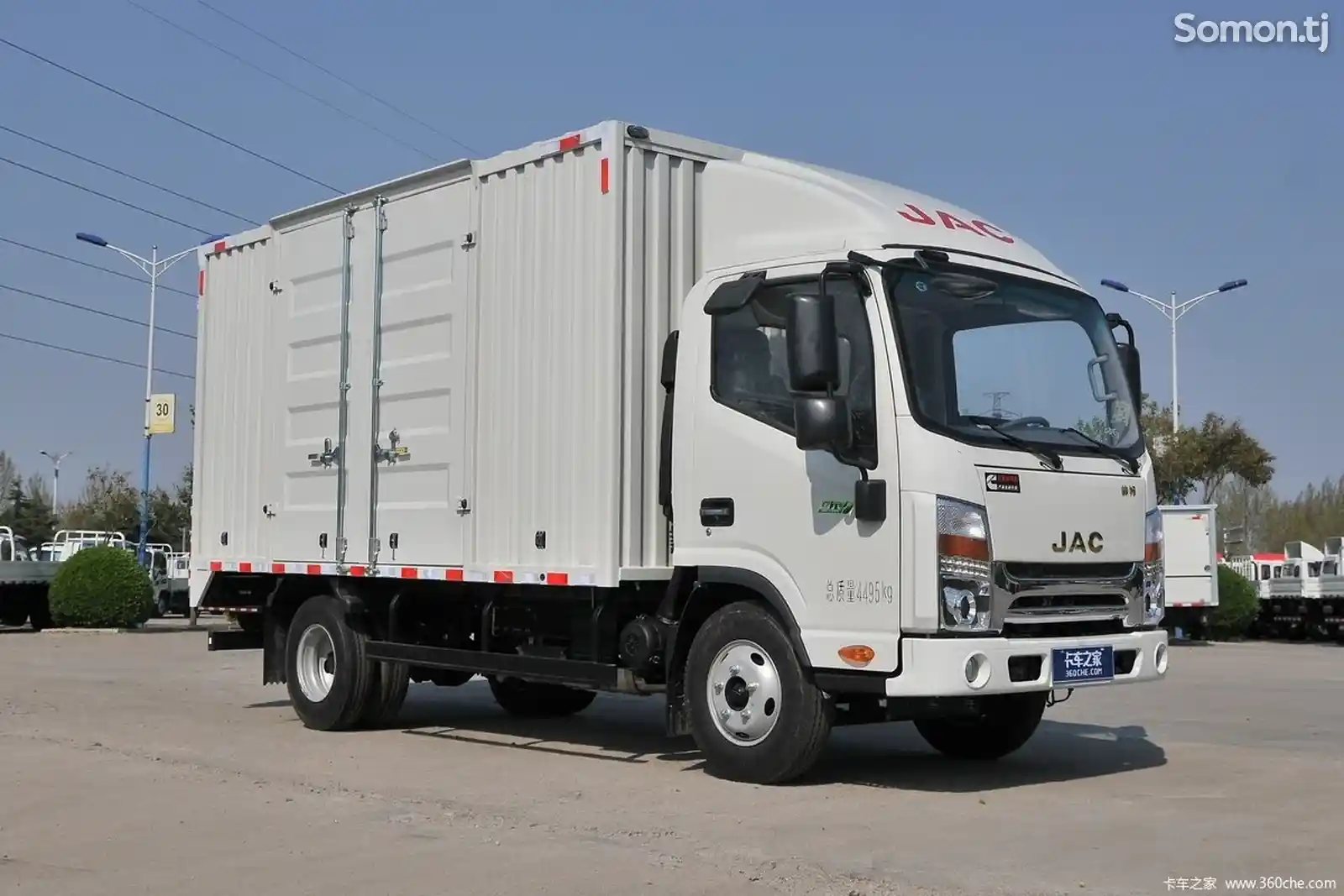 Бортовой грузовик Shuailing Q3 JAC Ruijete 130 л.с., 3,7 м фургон-1