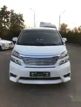 Toyota Vellfire, 2010-5