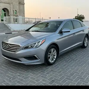 Hyundai Sonata, 2016