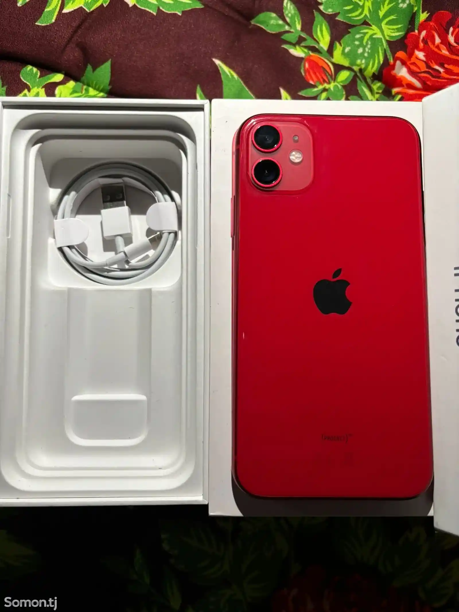 Apple iPhone 11, 64 gb, Product Red-1