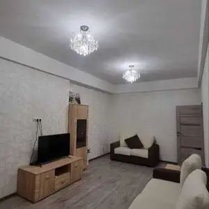 2-комн. квартира, 10 этаж, 75м², И.Сомони