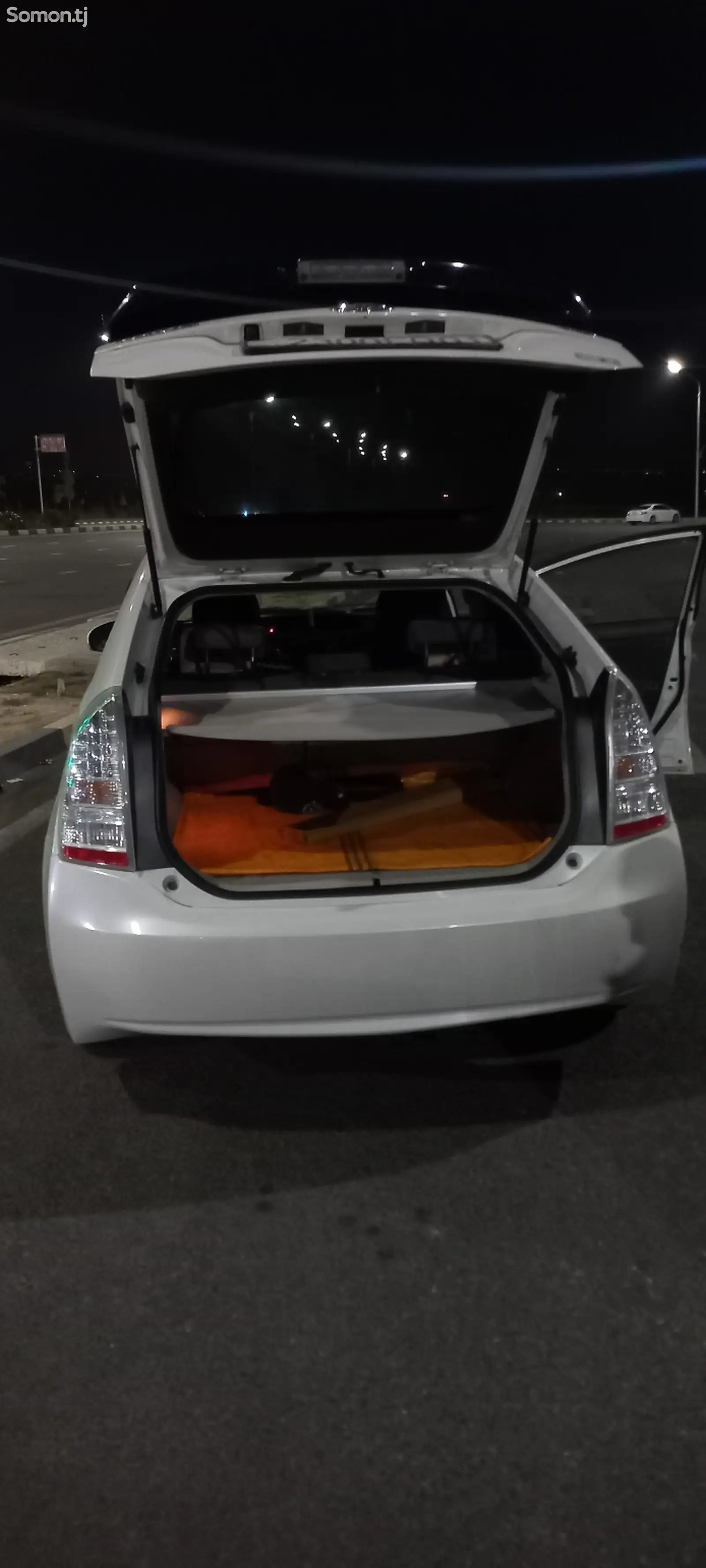 Toyota Prius, 2011-3