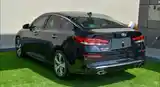 Kia Optima, 2020-5