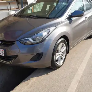 Hyundai Elantra, 2013