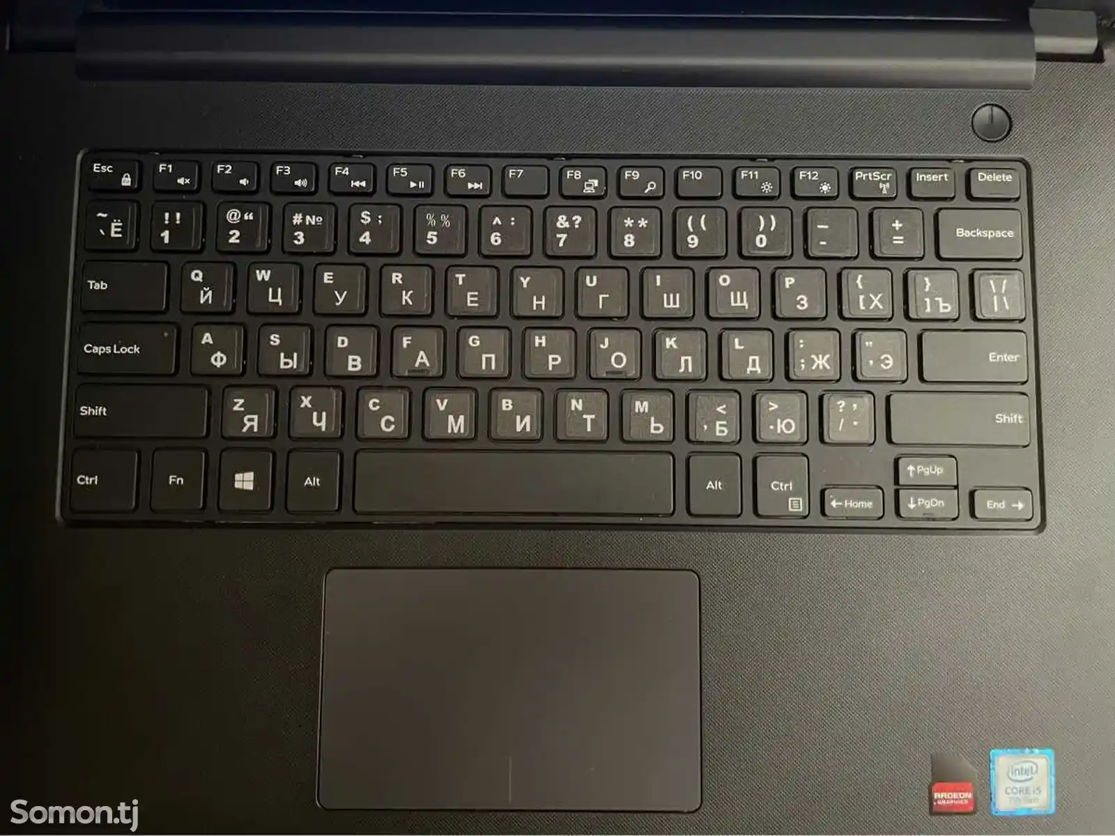 Игровой компактный ноутбук Dell-3