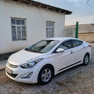 Hyundai Avante, 2015