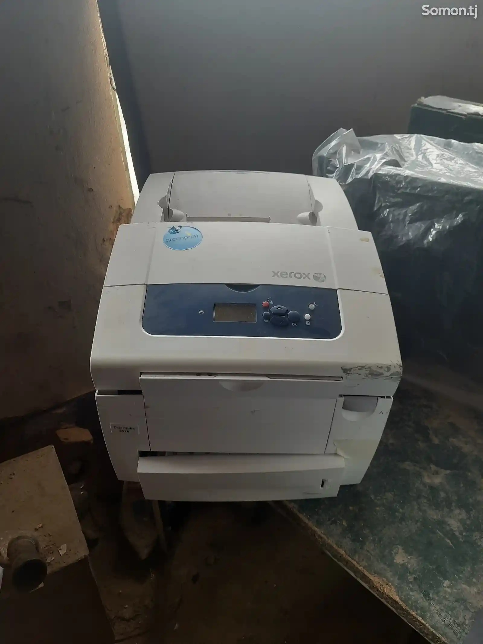 Цветной принтер Xerox-3