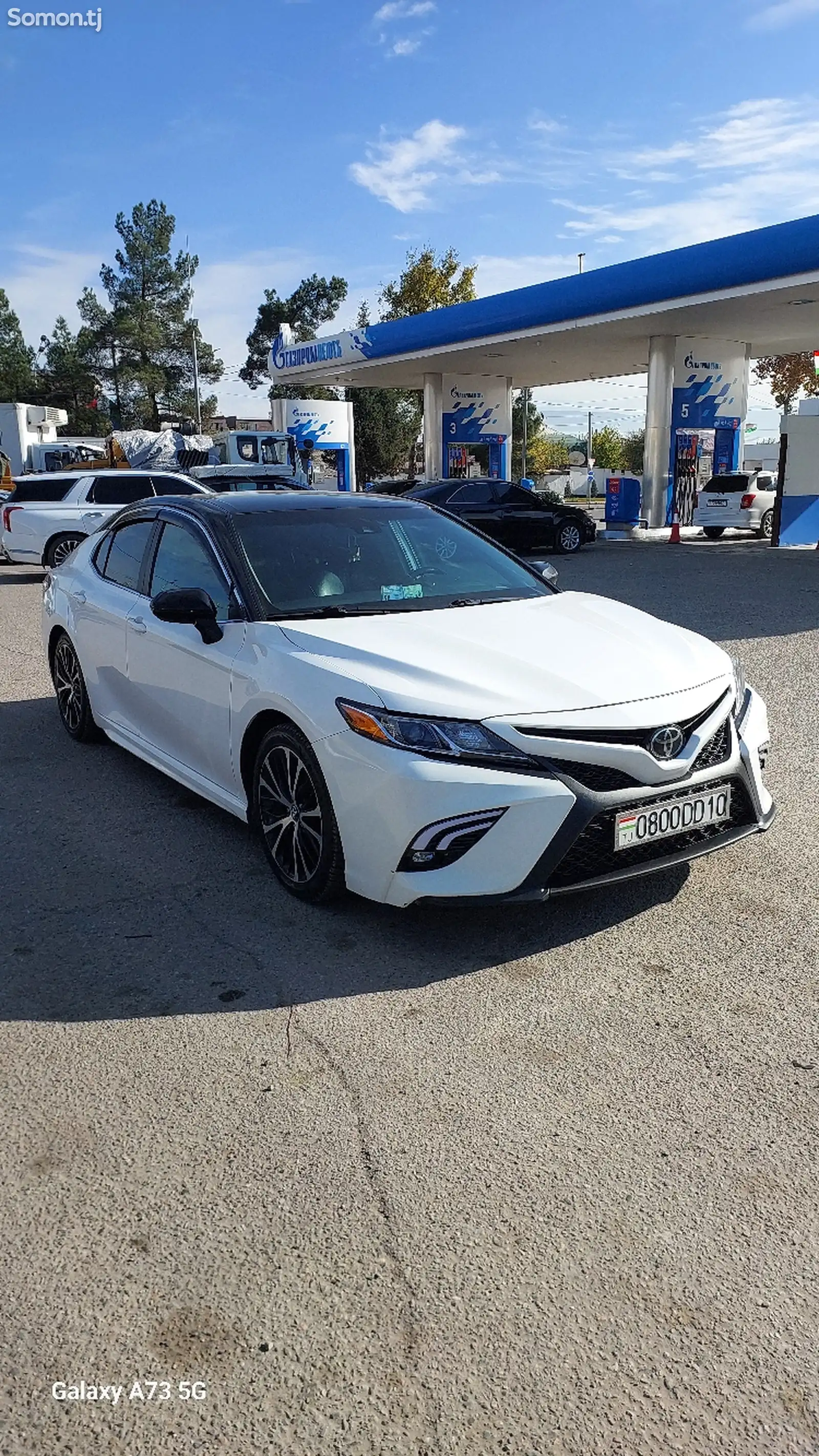 Toyota Camry, 2018-1