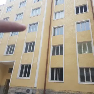 3-комн. квартира, 3 этаж, 90 м², 8 мкр