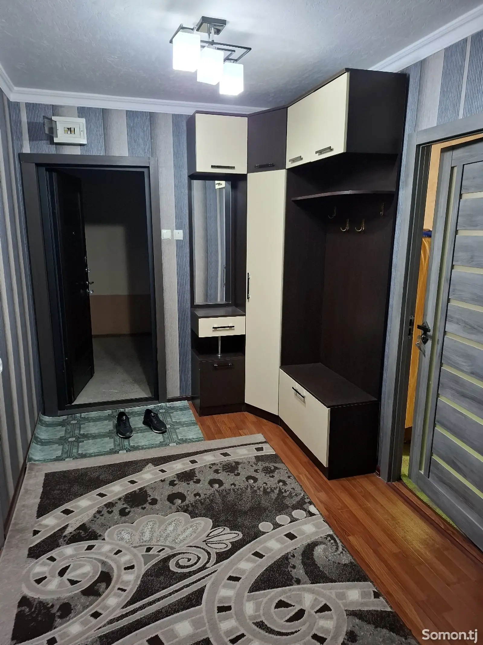 3-комн. квартира, 4 этаж, 85 м², 28мкр-1