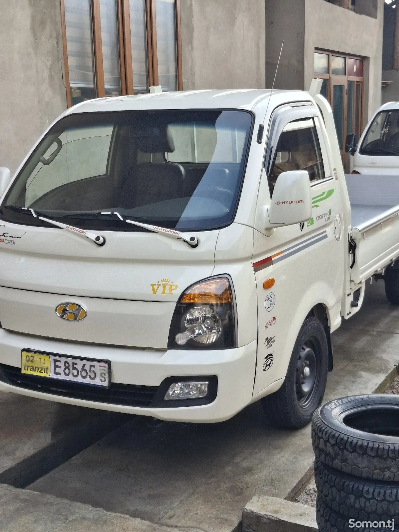 Бортовой автомобиль Hyundai Porter, 2017-1