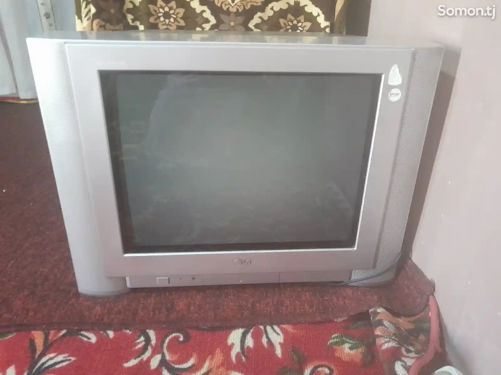 Телевизор Lg-1