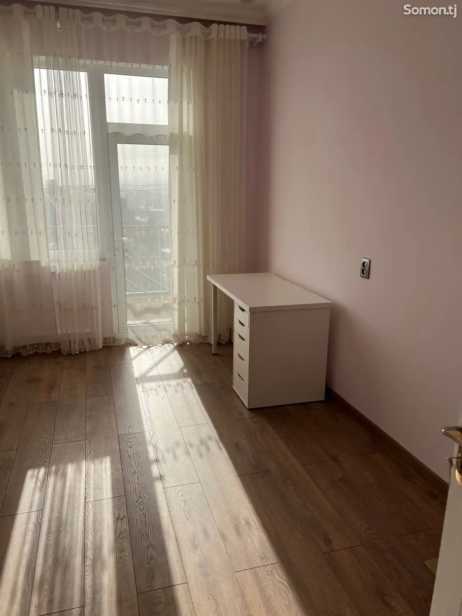 2-комн. квартира, 12 этаж, 75м², Сомони-14