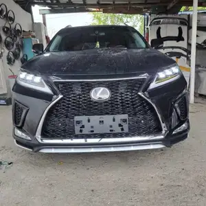 Передний бампер Lexus RX 350