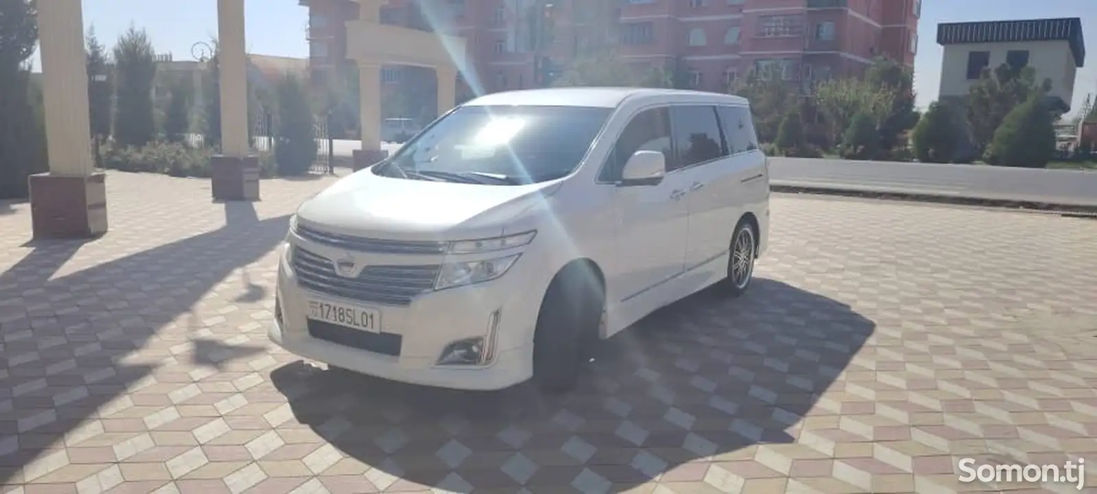 Nissan Elgrand, 2015-3