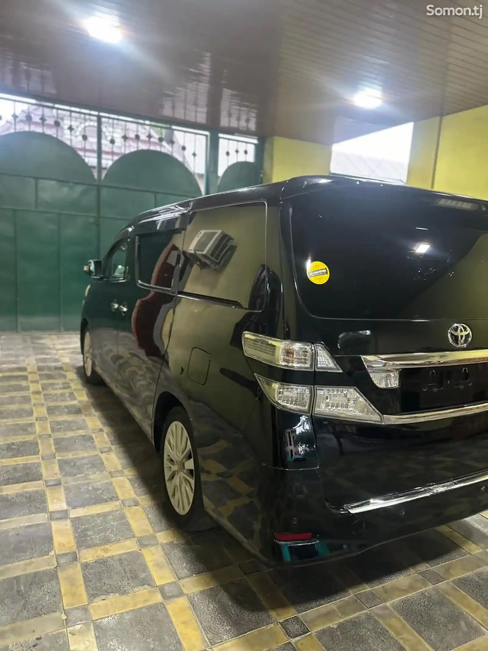 Toyota Vellfire, 2014-8