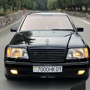 Mercedes-Benz W124, 1995