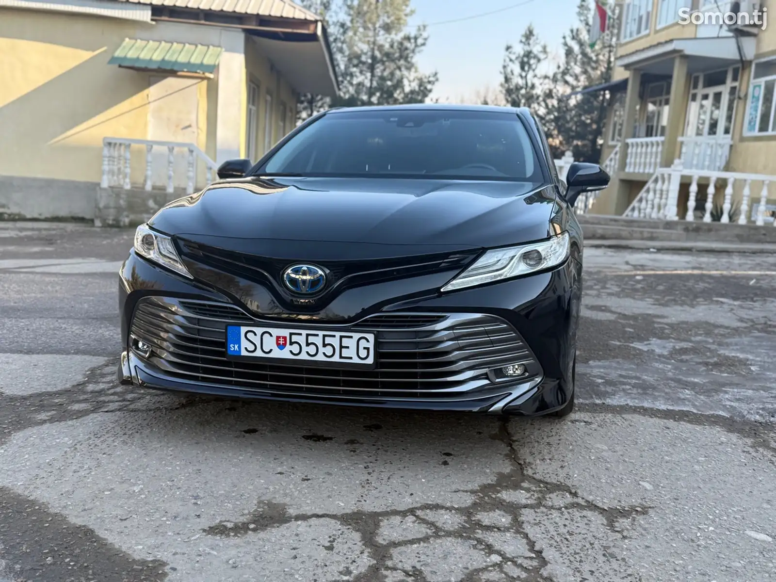 Toyota Camry, 2018-1