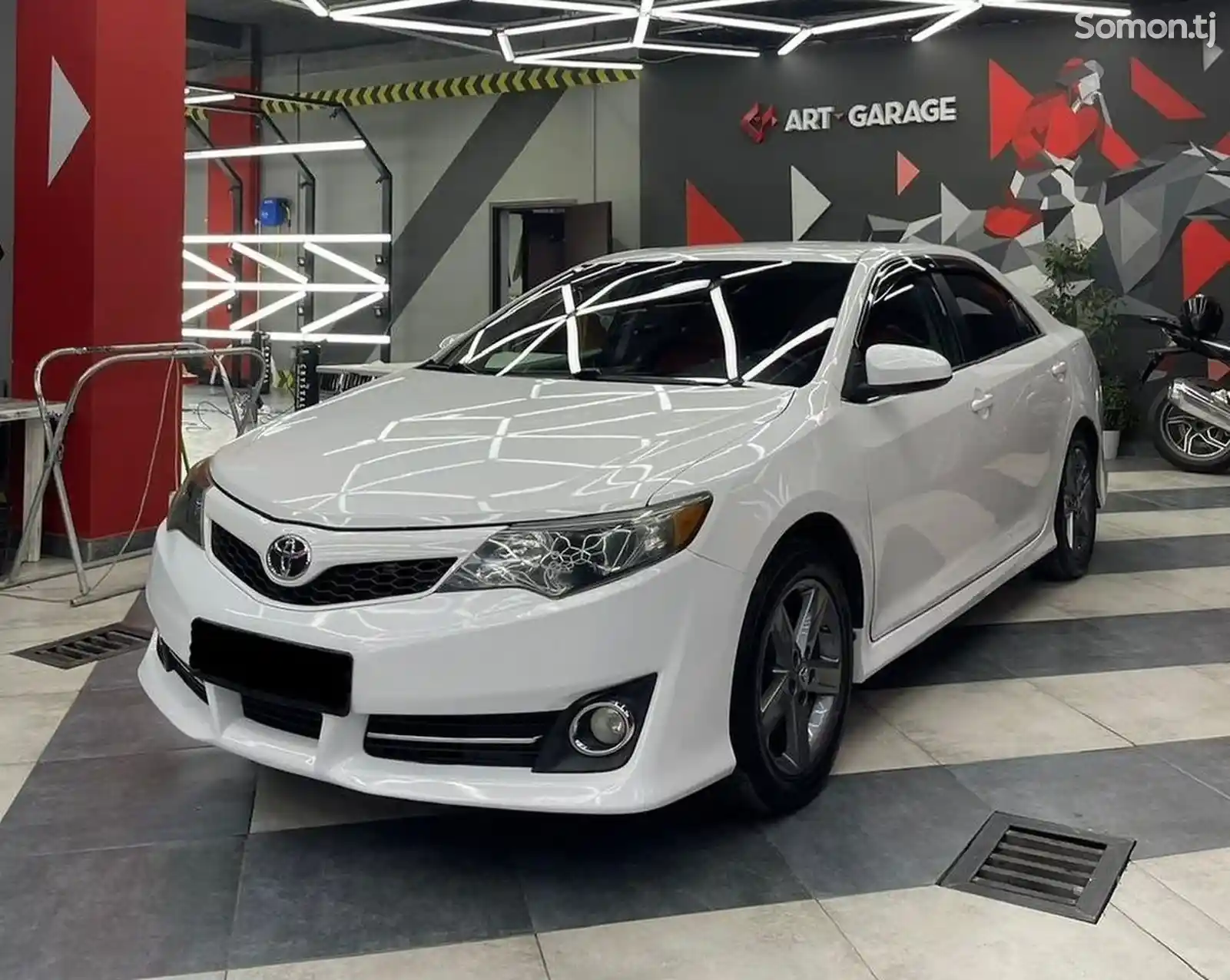 Toyota Camry, 2012-4