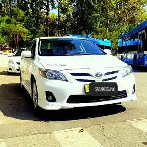 Toyota Corolla, 2013