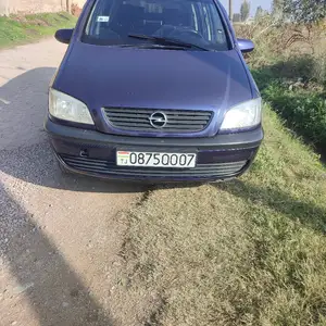 Opel Zafira, 2000