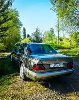 Mercedes-Benz W124, 1993-5