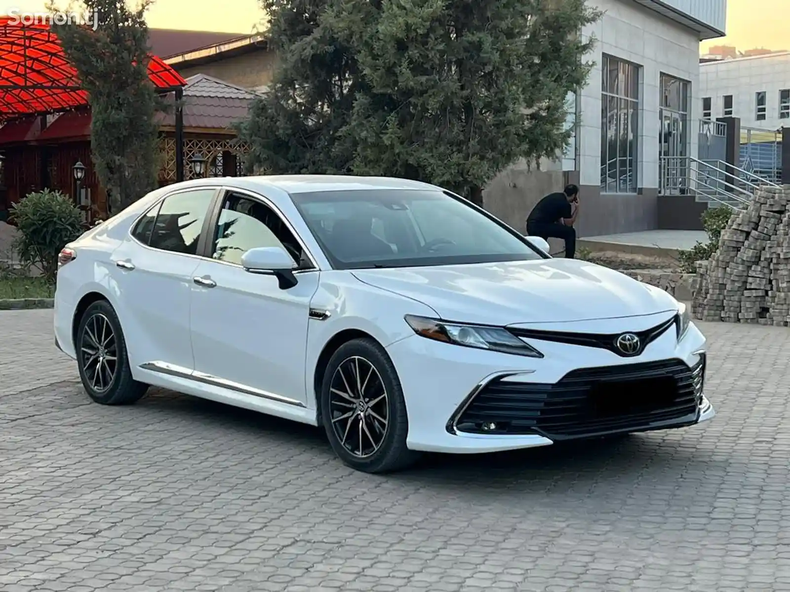 Toyota Camry, 2020-3