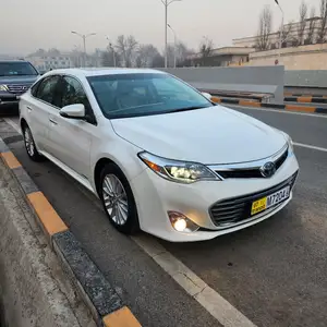 Toyota Avalon, 2015