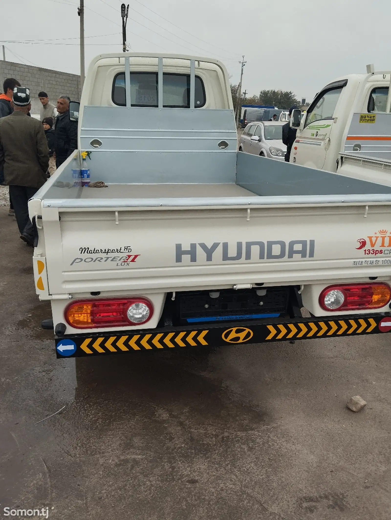 Бортовой автомобиль Hyundai Porter, 2015-6